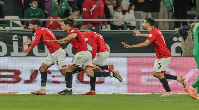 المنتخب اليمني يُنهي الشوط الأول متقدماً على نظيره السعودي بنيتجة 2-1 