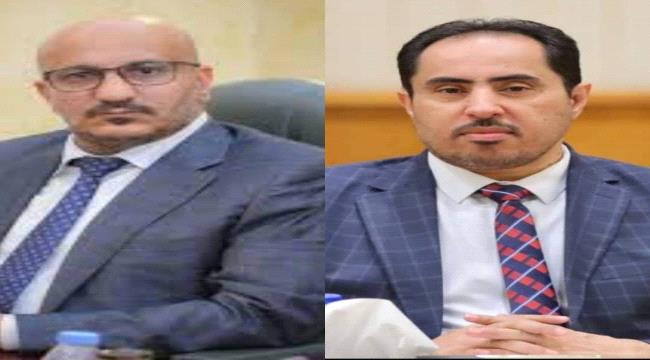 طارق عبدالله صالح يطمئن على صحة وزير الشباب والرياضة 