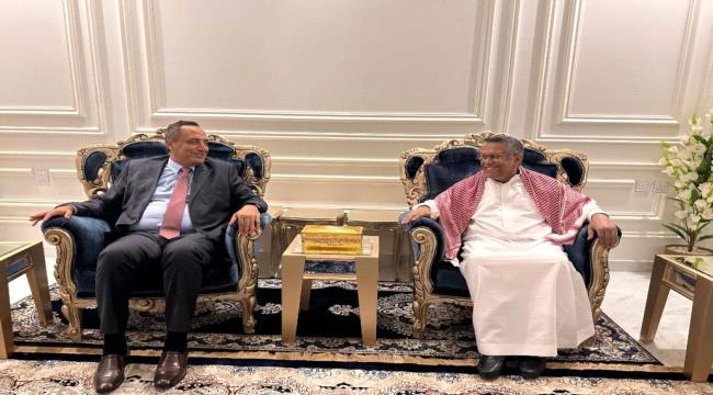 رئيس مجلس الشورى يلتقي أمين عام حزب "حشد" ويشيد بمواقف الحزب الوطنية والنضالية