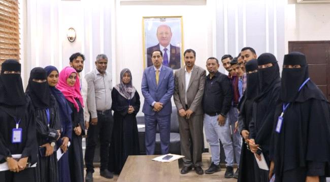 الوزير نايف البكري يشيد بجهود مركز التدريب والتأهيل بوزارة الشباب والرياضة 