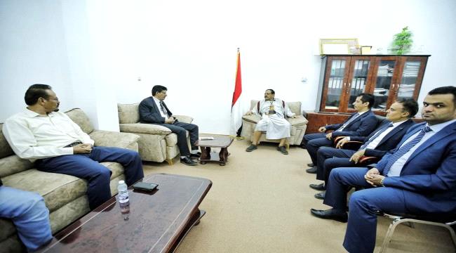 اجتماع بمأرب يناقش آليات توسيع المشاريع والأنشطة الرياضية في المحافظة