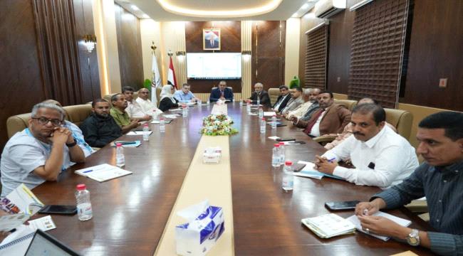 وزير الصحة يترأس اجتماعاً للجنة التنسيق العليا للطوارئ ويؤكد أهمية بناء قدرات الكوادر الطبية  