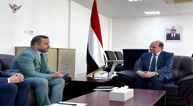 وزير الخارجية يبحث مع المنظمة الدولية للهجرة مجالات التعاون ومكافحة الهجرة غير الشرعية