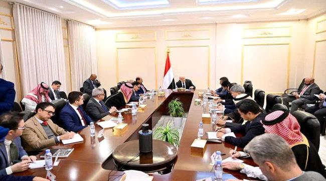 الرئيس العليمي للسفراء : طلب مغادرة القوات التي خرجت عن أساسيات التحالف مطلب سيادي طبيعي