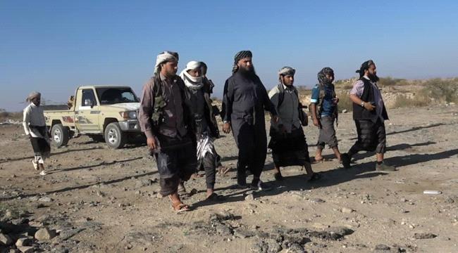 بتوجيه من المحرمي قائد الفرقة الثالثة عمالقة يتفقد جبهة الحد يافع..(صور)