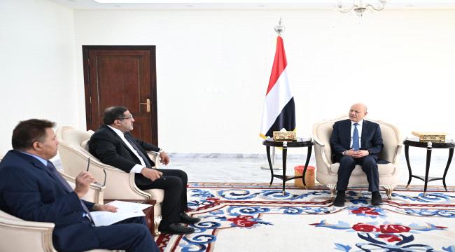 الرئيس العليمي يتسلم تقريرا بشأن مستوى تنفيذ التوجيهات الرئاسية للإفراج عن السجناء ومساعدة المعسرين 