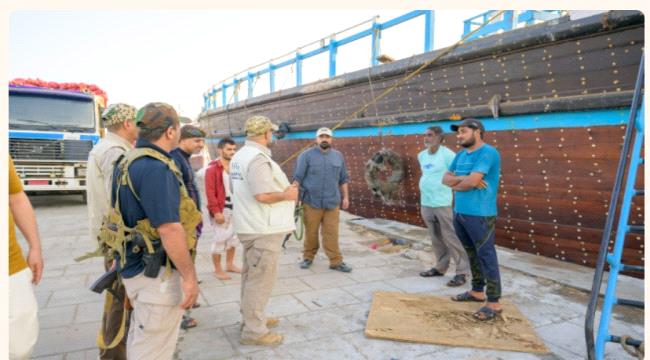 طارق صالح يتفقد ميناء المخا ويطلع على حركة تصدير المنتجات الزراعية