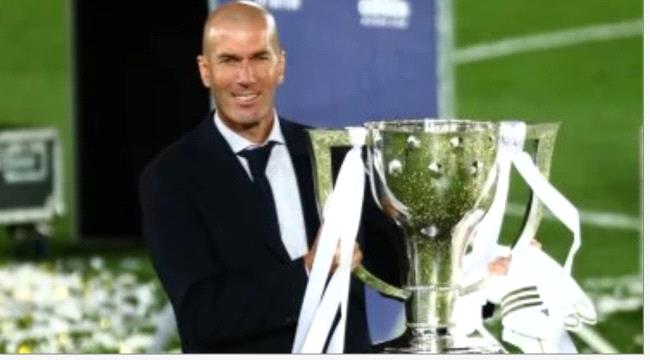 زين الدين زيدان ضمن قائمة المرشحين لخلافة جوارديولا فى مانشسر سيتى