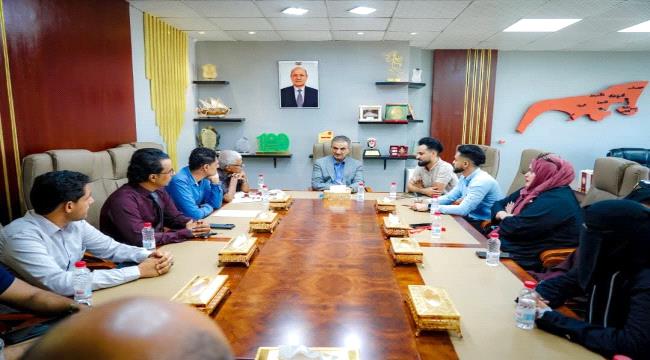 ملس يطلع على الاستعدادات لتنظيم مهرجان عدن للشعوب والتراث الدولي