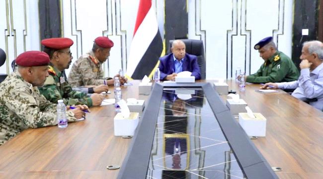 محافظ حضرموت يترأس اجتماعًا للجنة الأمنية بالمحافظة