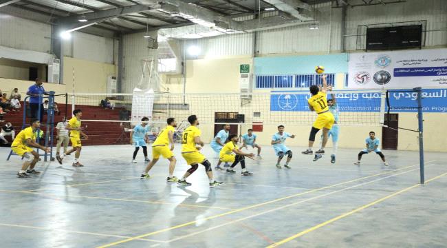 الضالع و عدن يواصلان التألق في بطولة البرنامج السعودي للكرة الطائرة