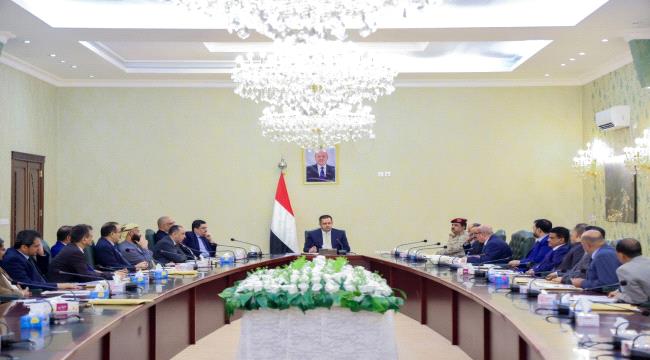 عاجل | الحكومة تؤكد أنها تجري التواصل على كافة المستويات مع الاشقاء في مصر لبحث إمكانية تسهيل إجراءات دخول اليمنيين