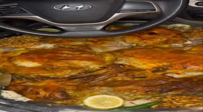 تيك توكر سعودي يلتهم خروفًا بأول أيام العيد!