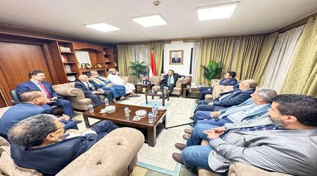 أحمد عبيد بن دغر يدعو إلى وحدة الموقف الوطني تجاه الحوثي