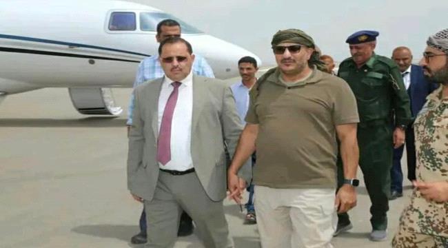 بدعم من العميد طارق صالح..عرس جماعي  لـ200 عريس وعروس في المخأ