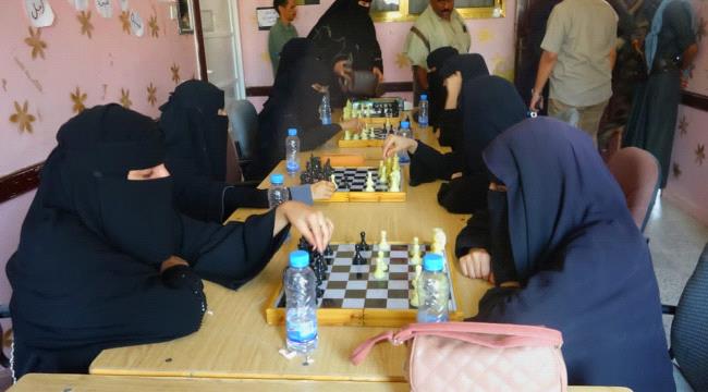 برعاية الوزير البكري..تدشين المركز الصيفي للفتيات بشبوة