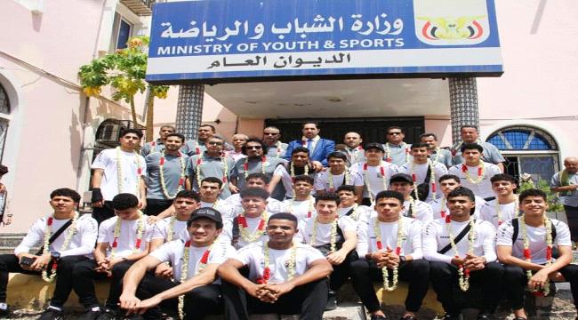 الحكومة تثمن عالياً جهود وزارة الشباب والرياضة بقيادة نايف البكري في تشريف اليمن 