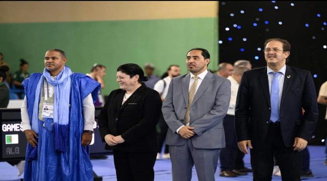 البكري يكرّم أبطال العرب المتوّجين ببطولة المبارزة في دورة الألعاب الرياضية بالجزائر.."شاهد صوراً"