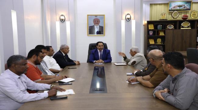 وزير الشباب والرياضة يؤكد استعداد الوزارة لدعم أنشطة وفعاليات جامعة لحج