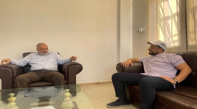 وكيل محافظة عدن السقاف يلتقي مدير مكتب الصحة لمناقشة الاستعدادات لمواجهة جائحة الكوليرا
