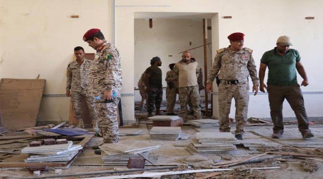 لإعادة ترميمه وتأهيله..لجنة من وزارة الدفاع تطلع على حجم الاضرار في المتحف الحربي بعدن 