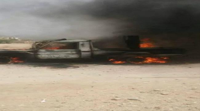 عاجل | سقوط 3 شهداء وإصابة 2 آخرين جراء انفجار أربع عبوات  واحتراق طقمين بأبين