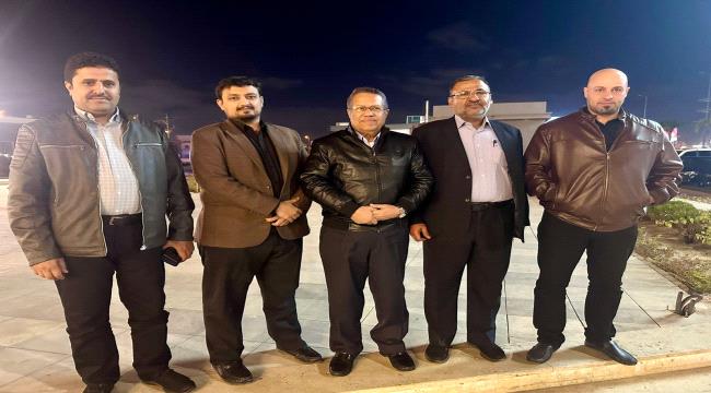 رئيس مجلس الشورى يلتقي قيادات في المؤتمر الشعبي العام بمحافظة مأرب