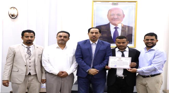 سلمه نايف البكري..وزارة الشباب والرياضة تمنح نادي الصمود بـ "الحبيلين" الاعتراف المؤقت