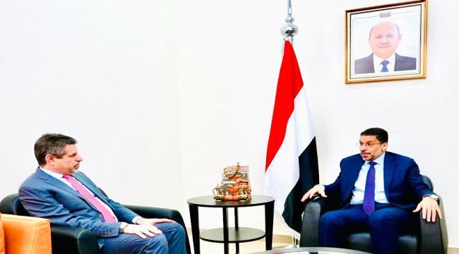 رئيس الوزراء يستقبل السفير الأمريكي