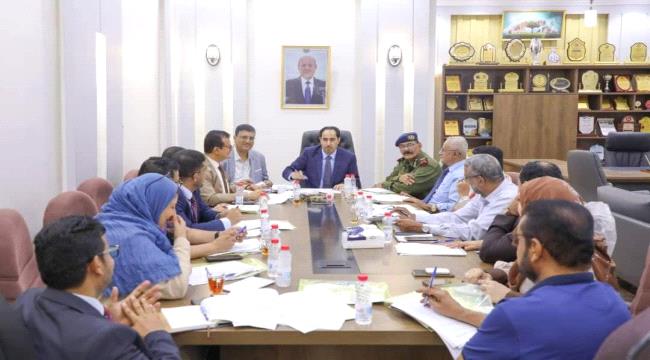الوزير البكري يرأس اجتماعًا للجنة الرئيسية للمراكز الصيفية