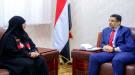 رئيس الوزراء يستقبل في عدن رئيسة رابطة أمهات المختطفين ...