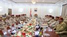 وزير الدفاع ورئيس الأركان يجتمعان بقيادة المنطقة الرابعة ومحاورها في عدن  ...