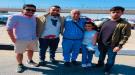 الطيار محمد عباس المتوكل يصل القاهرة بعد إطلاق سراحه من عدن ...