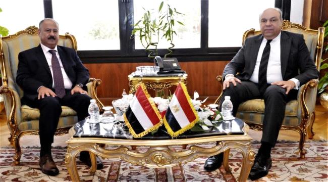 وزير النقل يبحث مع وزير الطيران المصري تعزيز التعاون الاستراتيجي وتحديات الملاحة الجوية ...