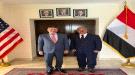 وزير النقل يلتقي السفير الأمريكي لدى بلادنا ويبحثان تطورات قطاع النقل في اليمن ...