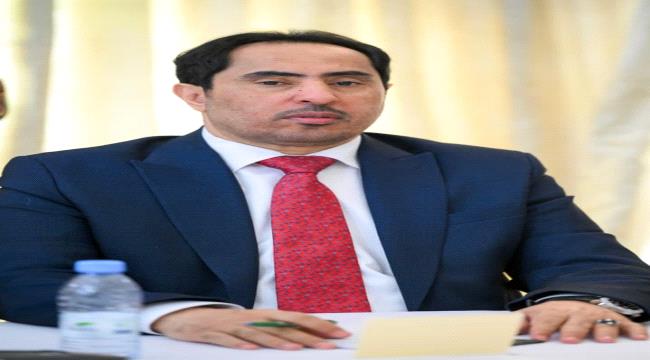 وزير الشباب والرياضة يعزي وكيل وزارة المالية مختار الشريحي بوفاة والده ...