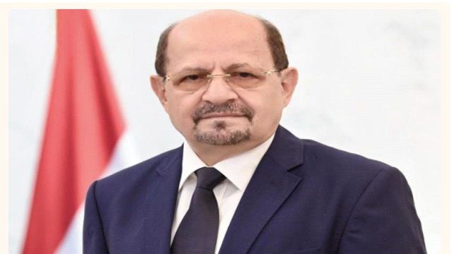 رئيس الوزراء يعبر عن بالغ الحزن بوفاة المناضل الكبير علي سالم البيض  ...