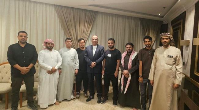 الميسري يستقبل وفد من أبناء وشباب محافظة المهرة ويشيد بالمواقف الوطنية لأبناء المحافظة  ...