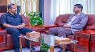 محافظ لحج والمدير التنفيذي لشركة النفط اليمنية يبحثان الوضع التمويني بالمحافظة ...